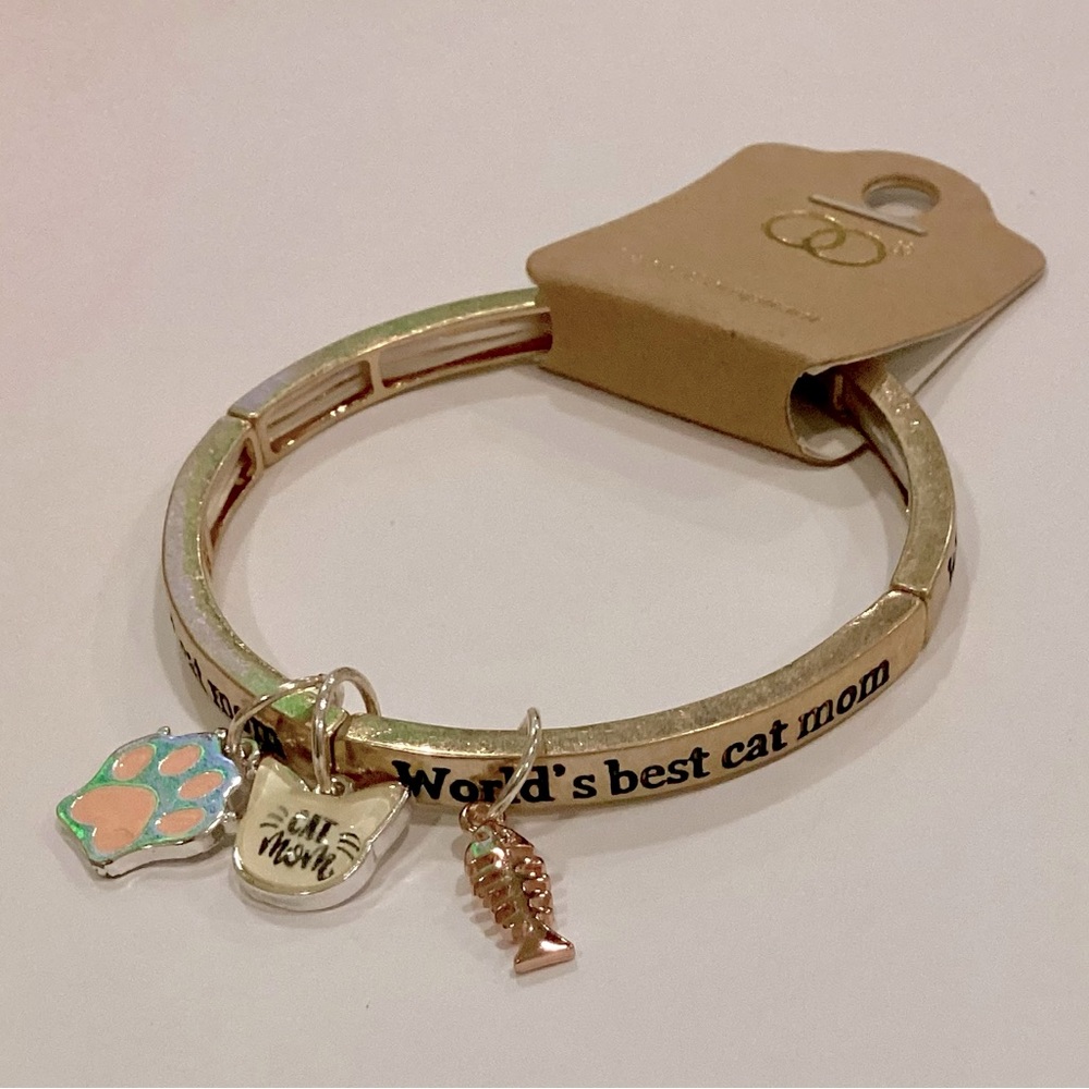 Worlds Best Cat Mom Gold Tone Stretch Charm Bracelet - Picture 2 of 4